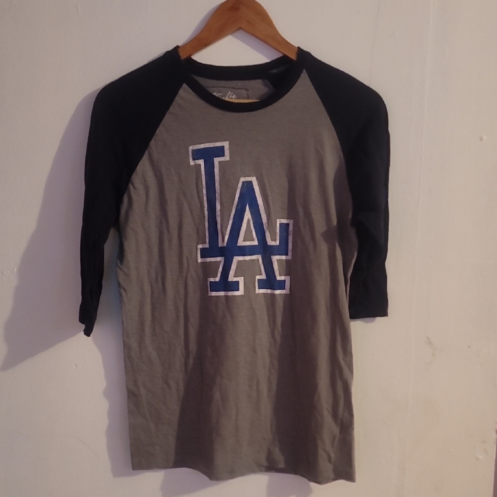 Wright & Ditson Gray Shirt